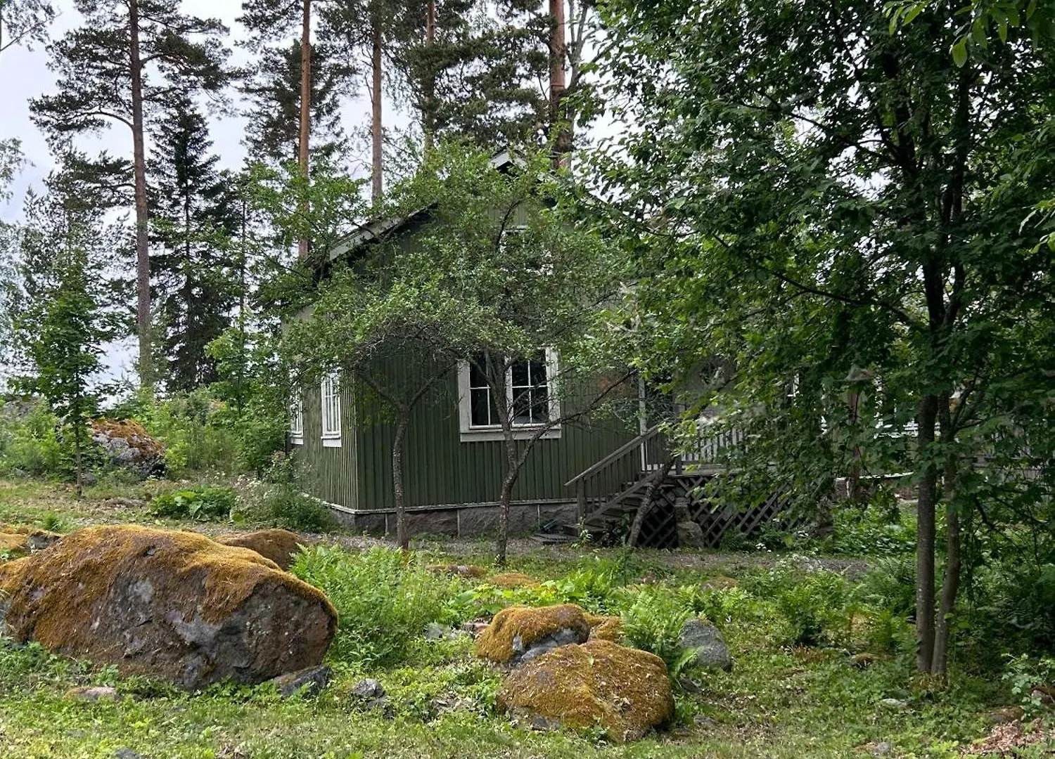 Kivisaari Hotel Helsinki 0*,