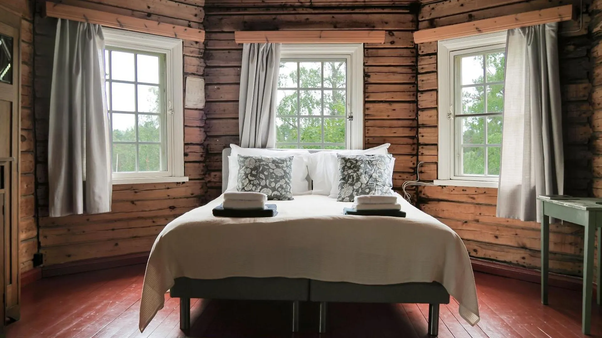 Resort Kivisaari Hotel Helsinki