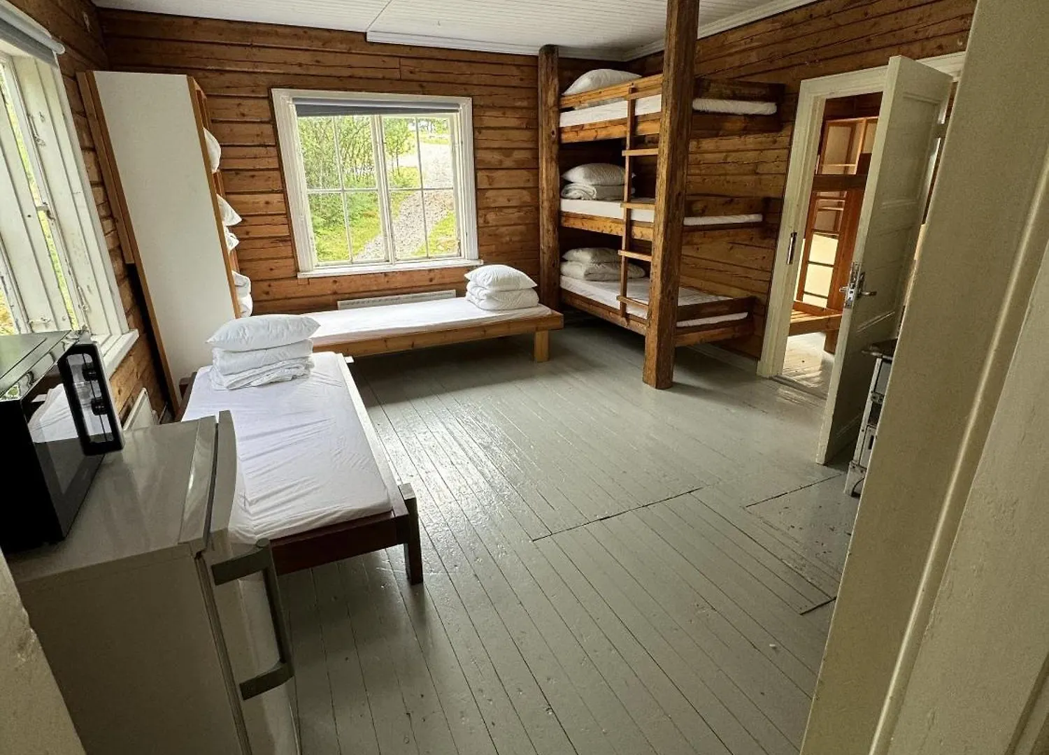 Kivisaari Hotel Helsinki